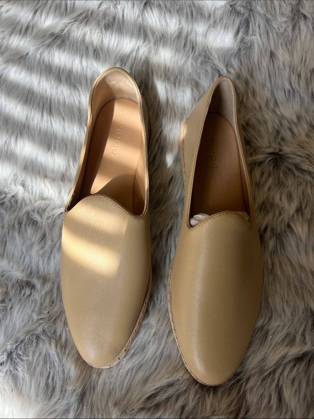 Vince Women's Slip-On Loafers in Beige Tan 8M/38 EU